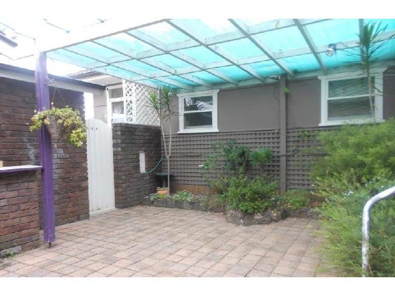 12 Bolt Street, Shoalhaven Heads NSW 2535