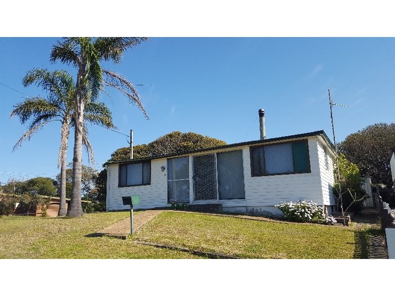 22 McIntosh Street, Shoalhaven Heads NSW 2535