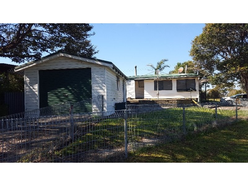 22 McIntosh Street, Shoalhaven Heads NSW 2535