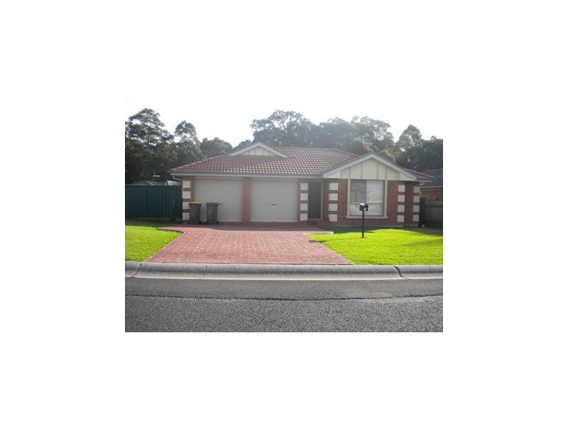 2 Kembla Close, Nowra NSW 2541