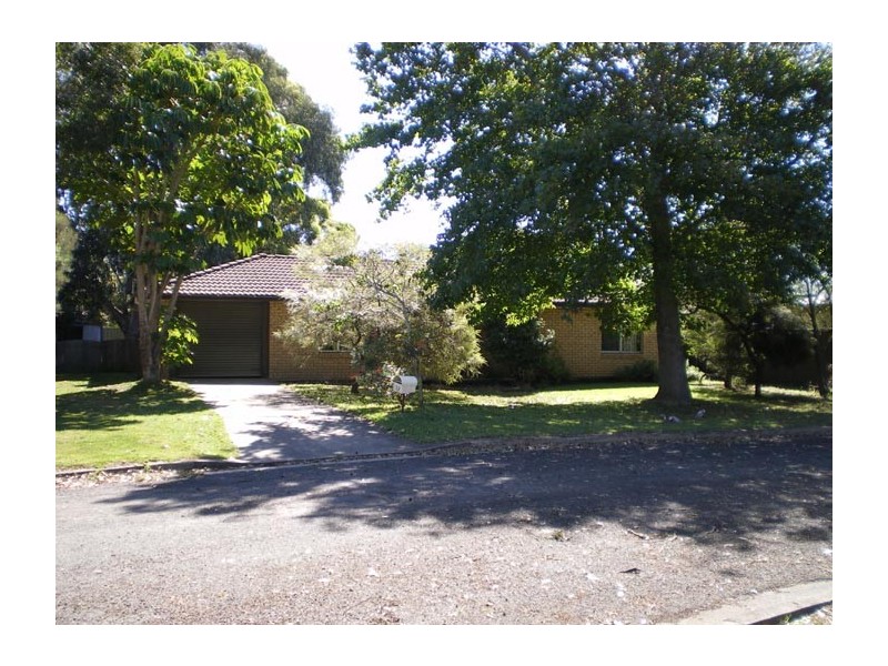 12 Cheltenham Drive, Shoalhaven Heads NSW 2535