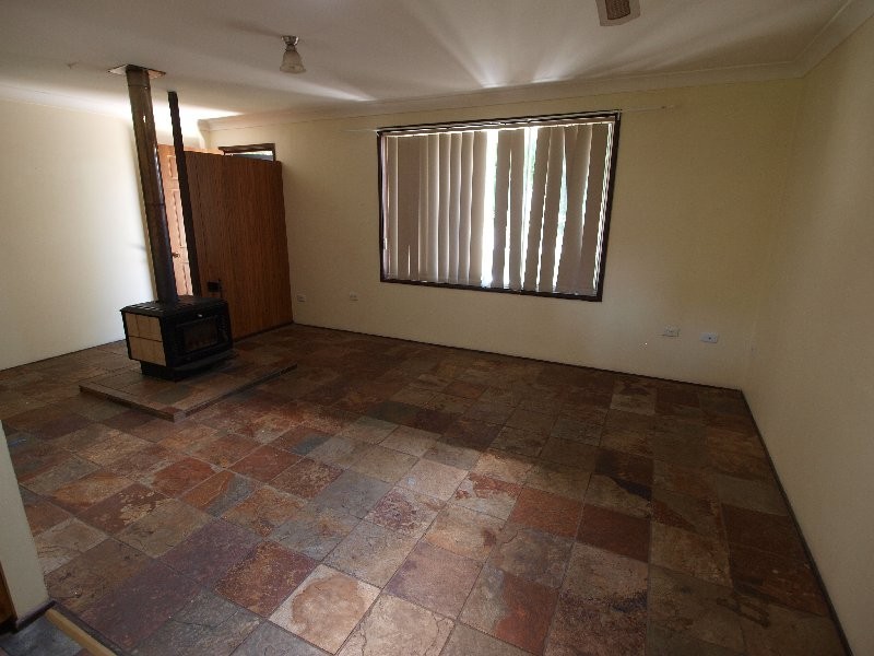 12 Cheltenham Drive, Shoalhaven Heads NSW 2535
