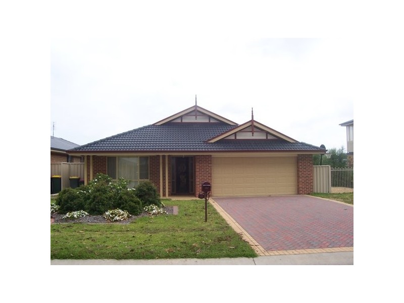 10 The Garden Walk, Worrigee NSW 2540