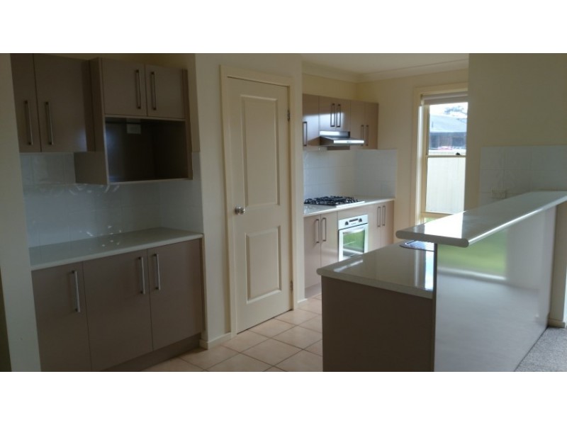 3/39 SOPHIA RD, Worrigee NSW 2540