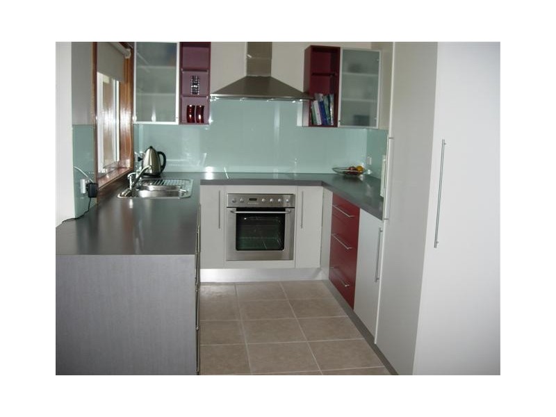 2 Folia Close, West Nowra NSW 2541