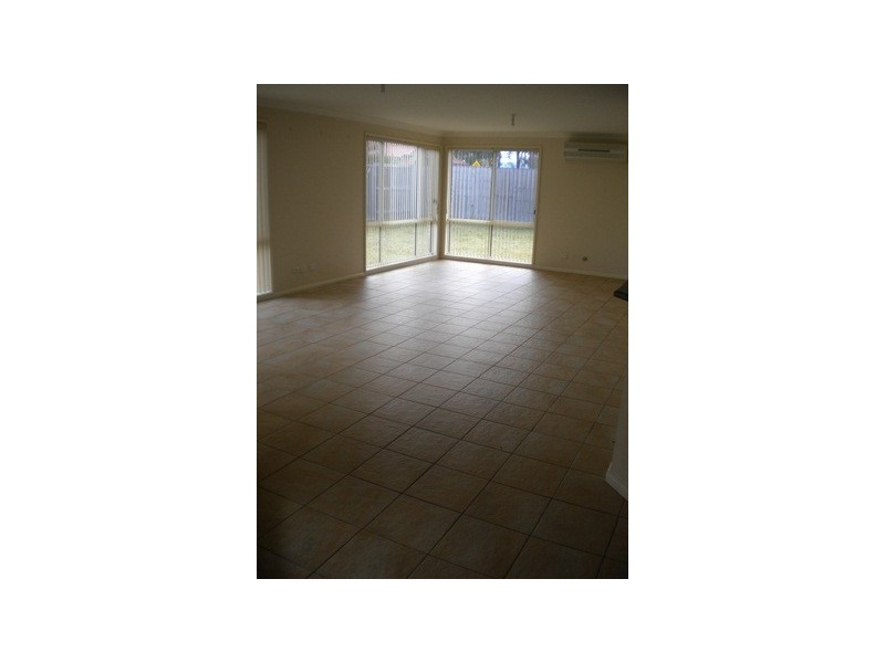 1 Whitewood Street, Worrigee NSW 2540