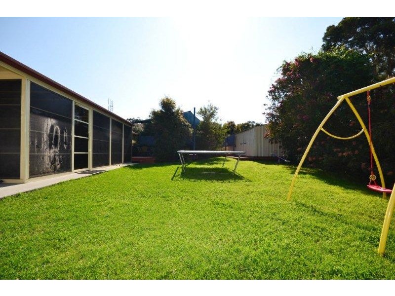 11 Hermes Crescent, Worrigee NSW 2540
