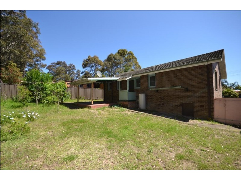 19 Taranna Crescent, Nowra NSW 2541