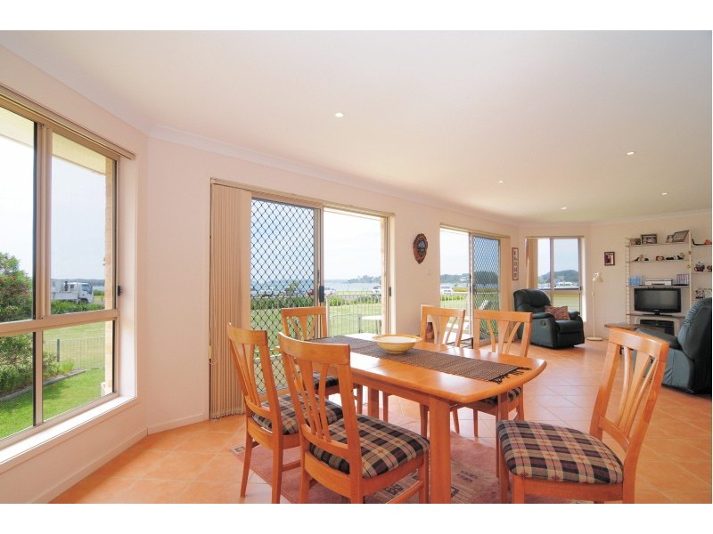 95 Adelaide Street, Greenwell Point NSW 2540