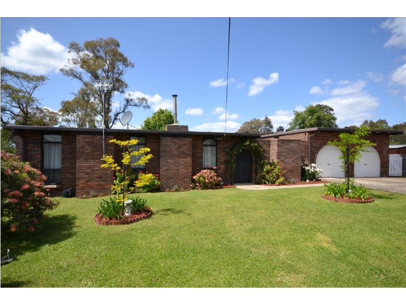 48 Salisbury Drive, Nowra NSW 2541