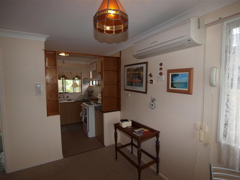 4 Lovegrove Street, Shoalhaven Heads NSW 2535