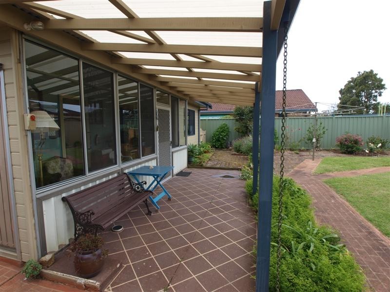 4 Lovegrove Street, Shoalhaven Heads NSW 2535