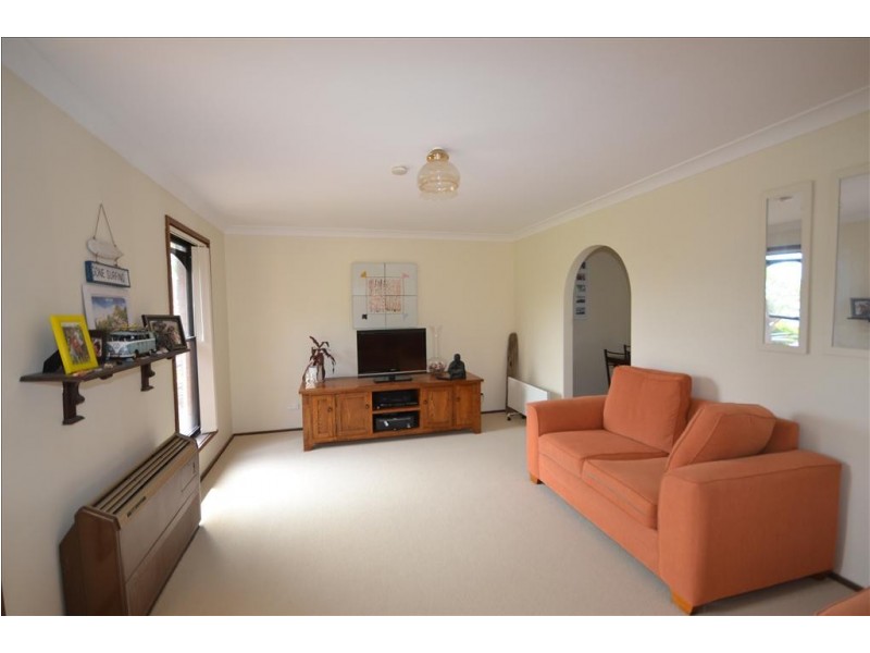 34 Cavalier Parade, Bomaderry NSW 2541