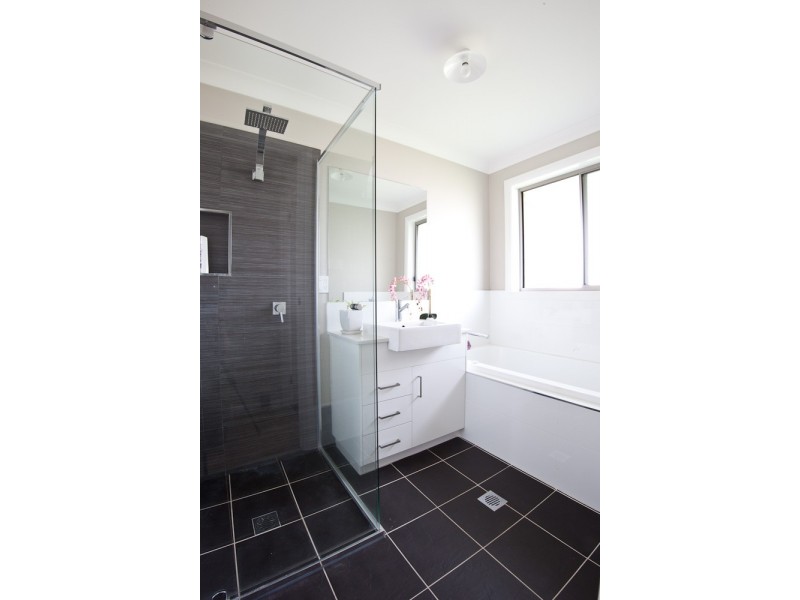 31 Blue Bell Way, Worrigee NSW 2540
