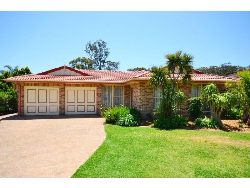 15 Robinia Way, Worrigee NSW 2540