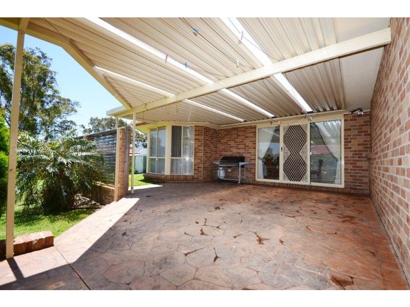 15 Robinia Way, Worrigee NSW 2540