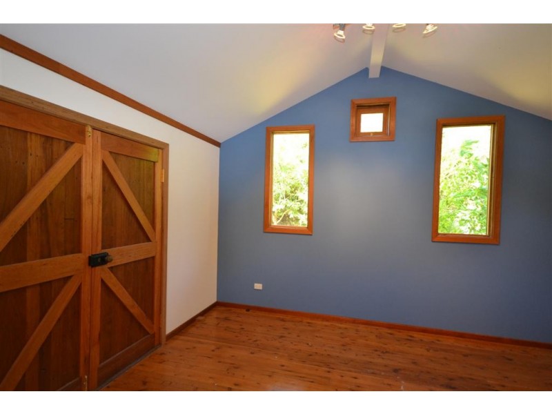 40 Gardner Road, Falls Creek NSW 2540