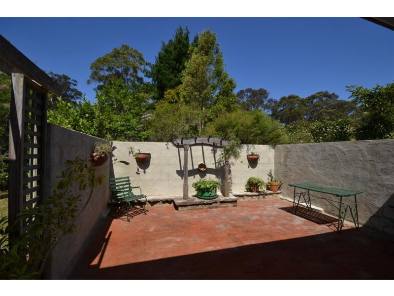 40 Gardner Road, Falls Creek NSW 2540