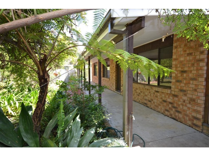 40 Gardner Road, Falls Creek NSW 2540