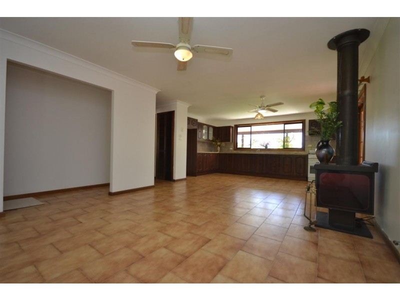 40 Gardner Road, Falls Creek NSW 2540