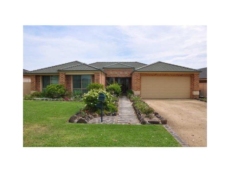 4  THE GARDEN WALK, Worrigee NSW 2540
