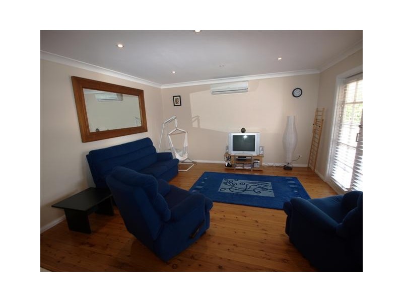 16 Renown Avenue, Shoalhaven Heads NSW 2535