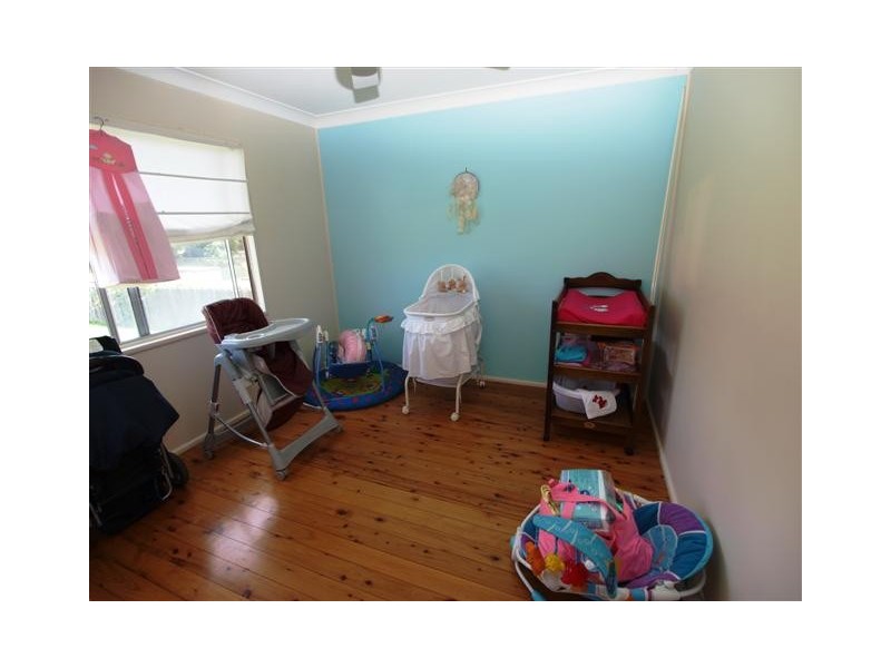 16 Renown Avenue, Shoalhaven Heads NSW 2535