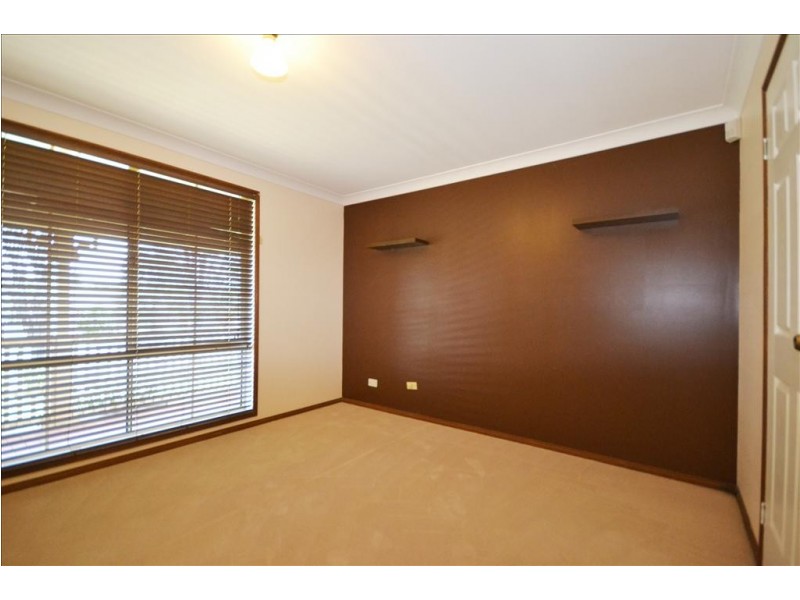 23 Isa Road, Worrigee NSW 2540