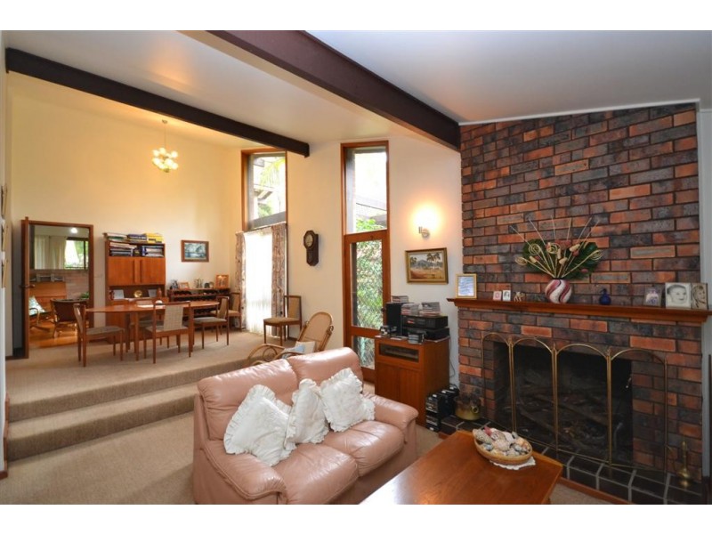 17 Bowada Street, Bomaderry NSW 2541
