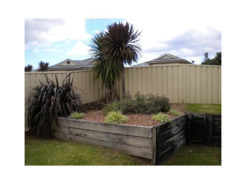 23 Kardella Avenue, Worrigee NSW 2540