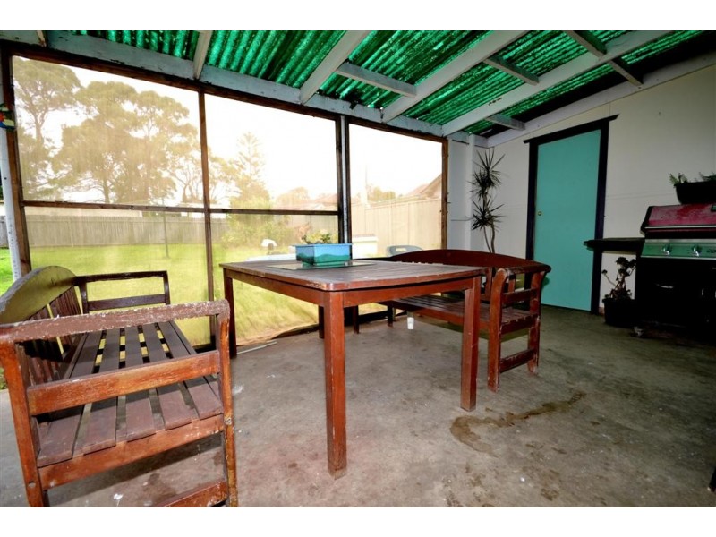 2 Ernest Street, Nowra NSW 2541