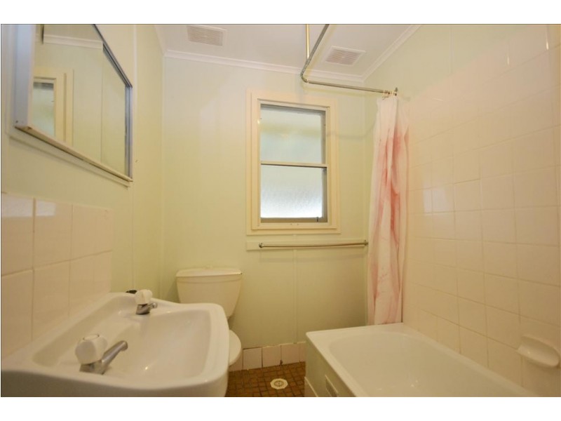 6 Supply Street, Nowra NSW 2541