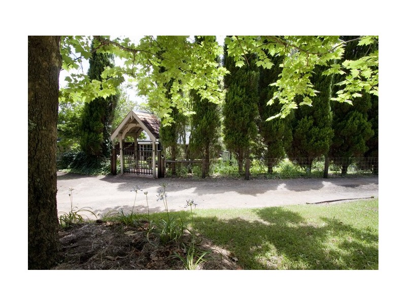 76 Borrowdale Close, Berry NSW 2535