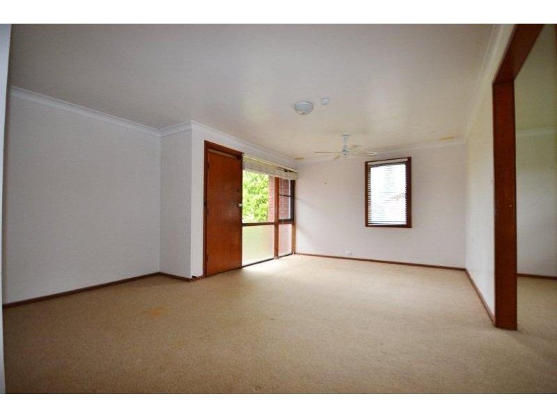 9 Wondalga Crescent, Nowra NSW 2541