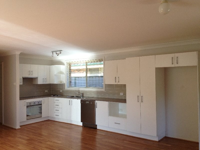 2/13 Noakes Street, Shoalhaven Heads NSW 2535