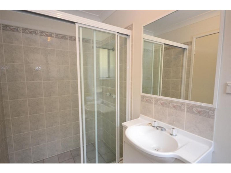 13 Wisteria Place, Bomaderry NSW 2541