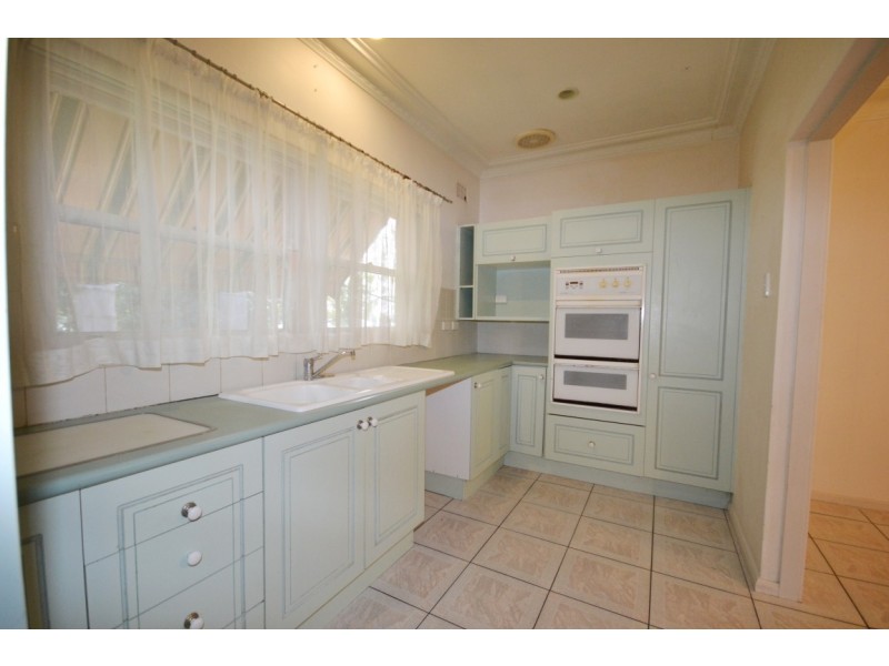 149 Meroo Road, Bomaderry NSW 2541