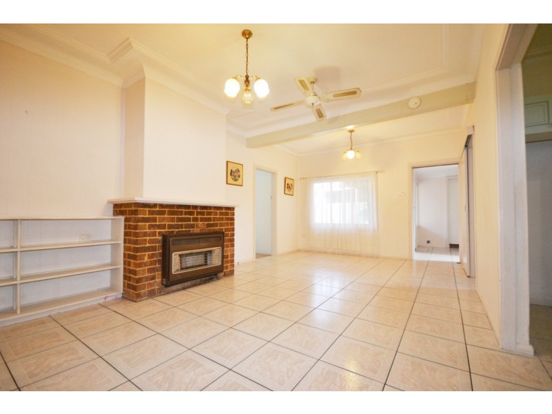 149 Meroo Road, Bomaderry NSW 2541