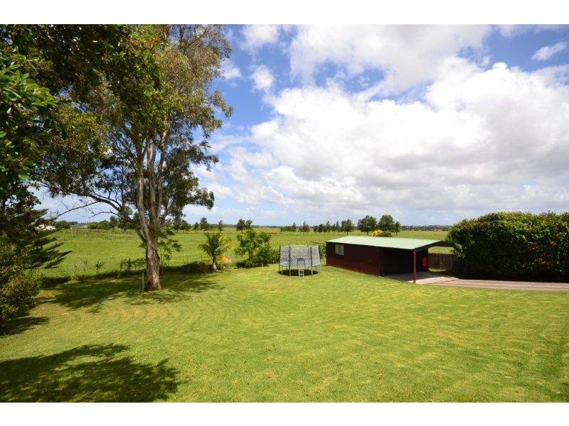 38 Wondalga Crescent, Nowra NSW 2541