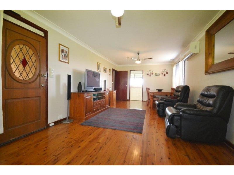 38 Wondalga Crescent, Nowra NSW 2541