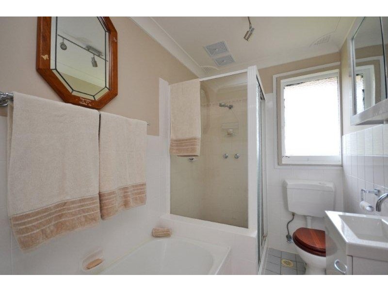 38 Wondalga Crescent, Nowra NSW 2541