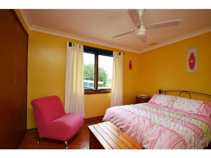 38 Wondalga Crescent, Nowra NSW 2541