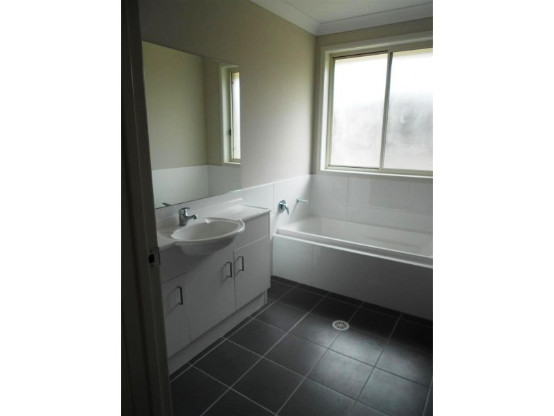 16 Huntingdale Park Road, Berry NSW 2535