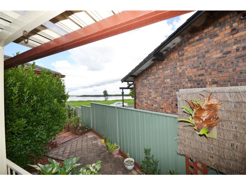 17 Crookhaven Drive, Greenwell Point NSW 2540