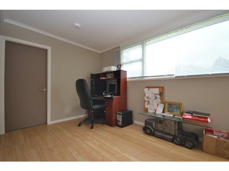 8 Gould Avenue, Nowra NSW 2541