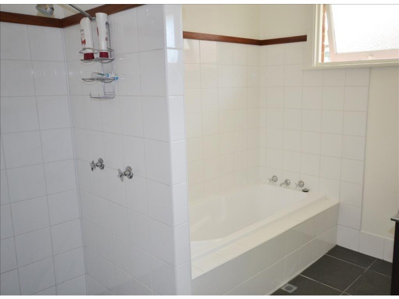 66 Jervis Street, Nowra NSW 2541
