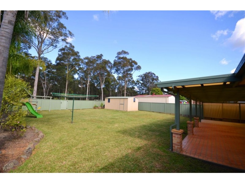 19 Rannoch Drive, West Nowra NSW 2541