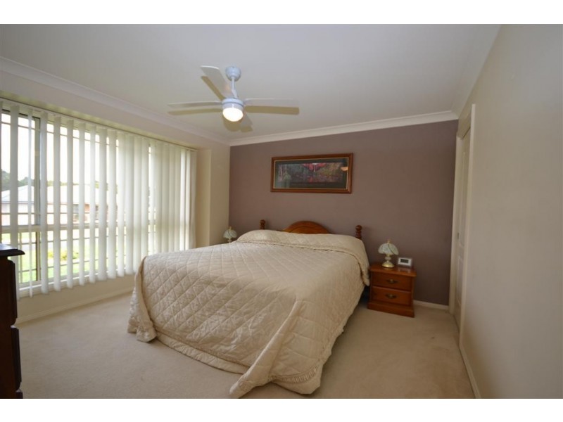 17 Blue Gum Way, North Nowra NSW 2541