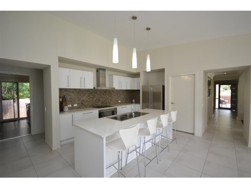 8 Nooramunga Avenue, Cambewarra NSW 2540