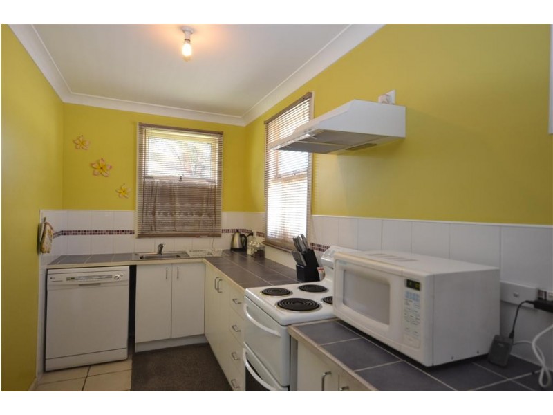 32 McKay Street, Nowra NSW 2541